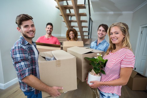 Packing and labeling assets for a commercial move