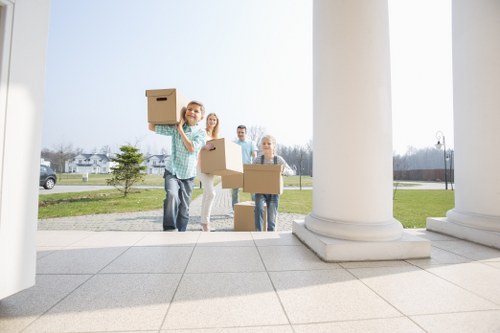 Flexible man and van transport for relocations in Italy