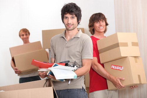 Cubic-yard and load-based quote comparison for an Italian move